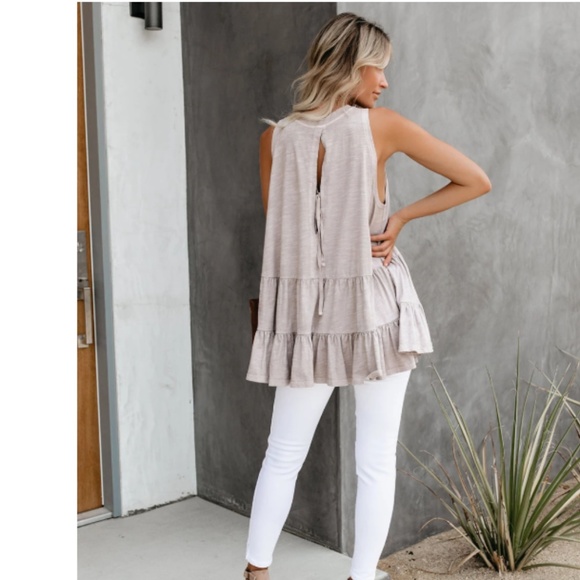 OCTAVIA Ruffle Hem Sleeveless Blouse - Picture 5 of 8